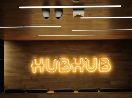 náhl.obr_._430x320_HubHub