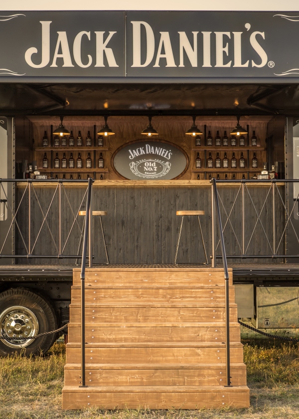 6_600x840_Jack_Daniels_Truck.jpg